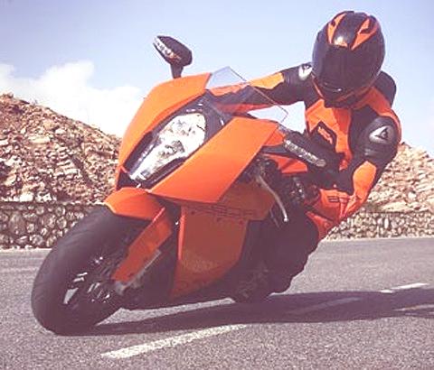 KTM_1190_RC8-3