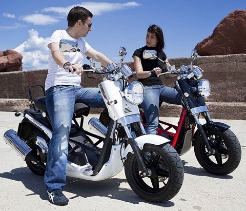 daelim-b-bone-scooter-2